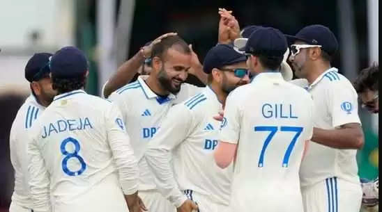 IND vs BAN Live Score 2nd Test, Day 1 पहले दिन लंच ब्रेक तक बांग्लादेश का स्कोर 74/2 ,पहले सत्र में चमके आकाश दीप