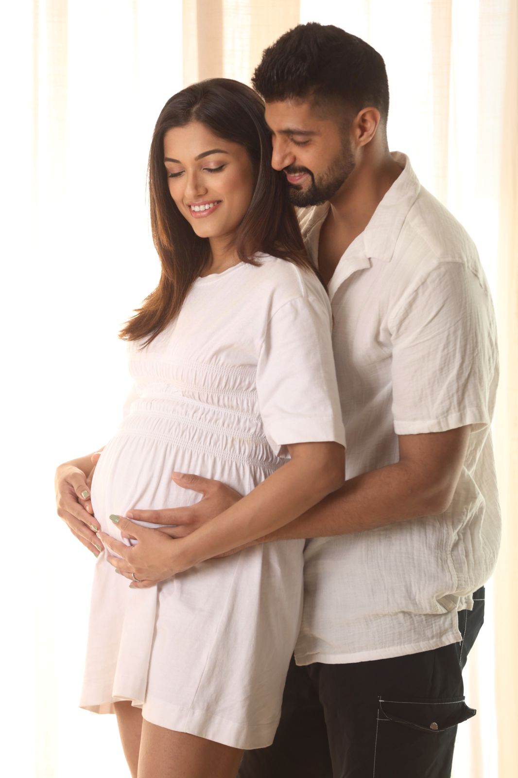 Adorable Alert: Tanuj Virwani and wife Tanya Jacob Virwani's latest pregnancy photoshoot is winning hearts on the internet, netizens shower them with love and luck - Latest Movie Updates, Movie Promotions, Branding