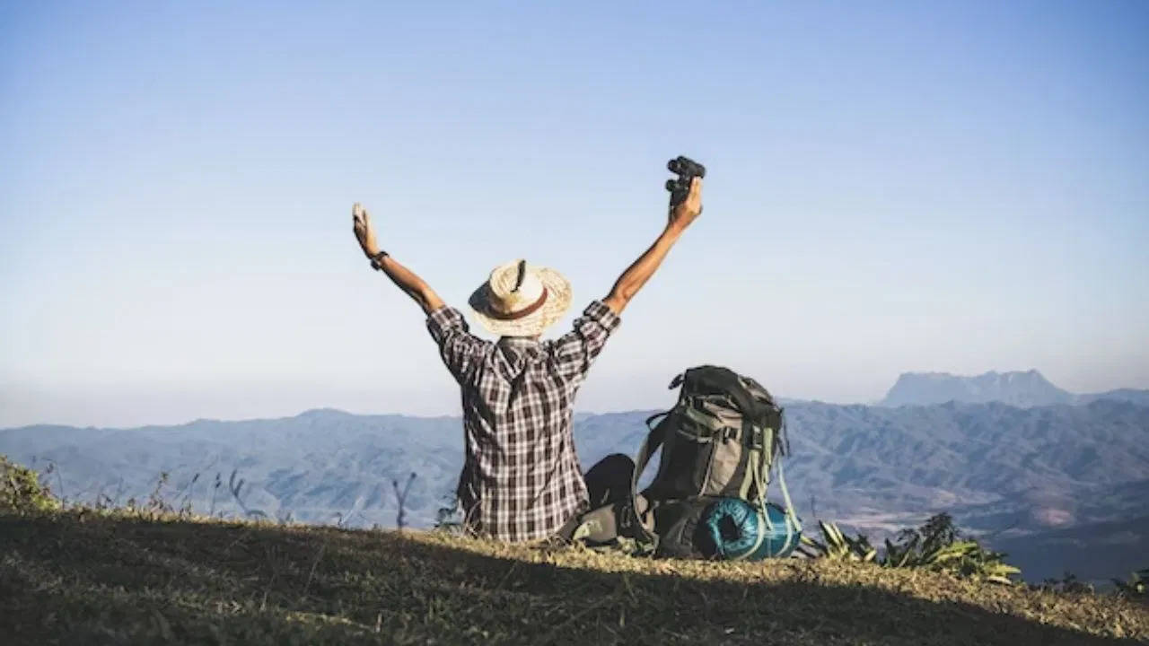 अगर आप भी बना रहे है Solo Traveling का प्लान, तो भूल से भी न करें ये 6 गलतियां, वीडियो में देखें और जानें सबकुछ