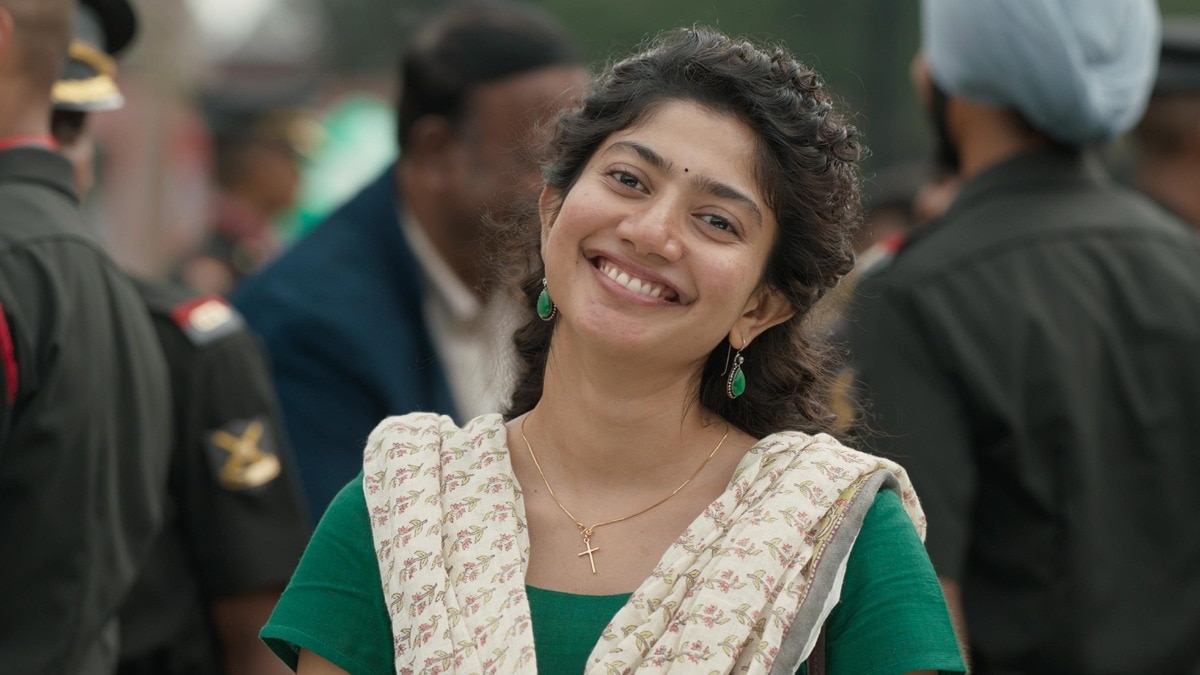 Amaran Sai Pallavi's first look from Mukund Varadarajan's biopic unveiled - India Today