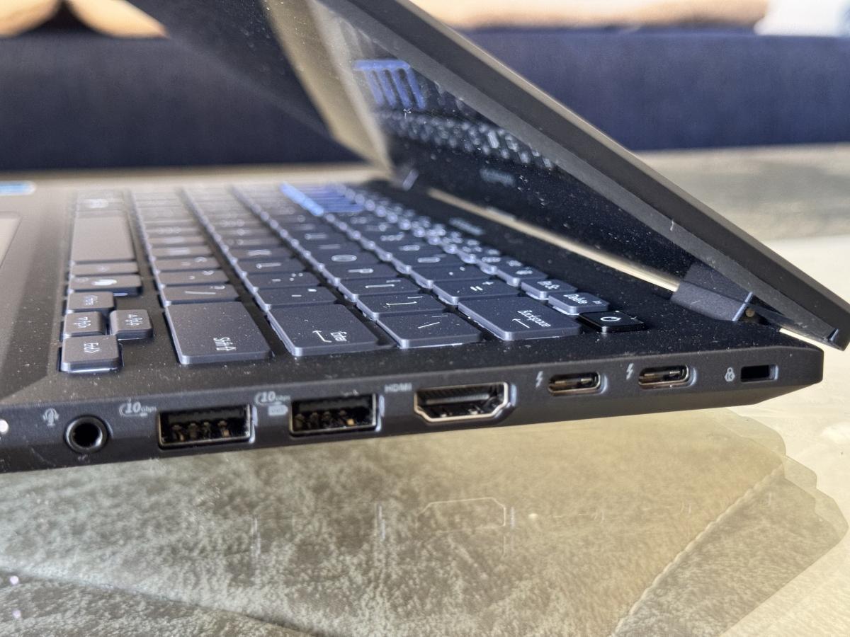 Asus ExpertBook B5 review