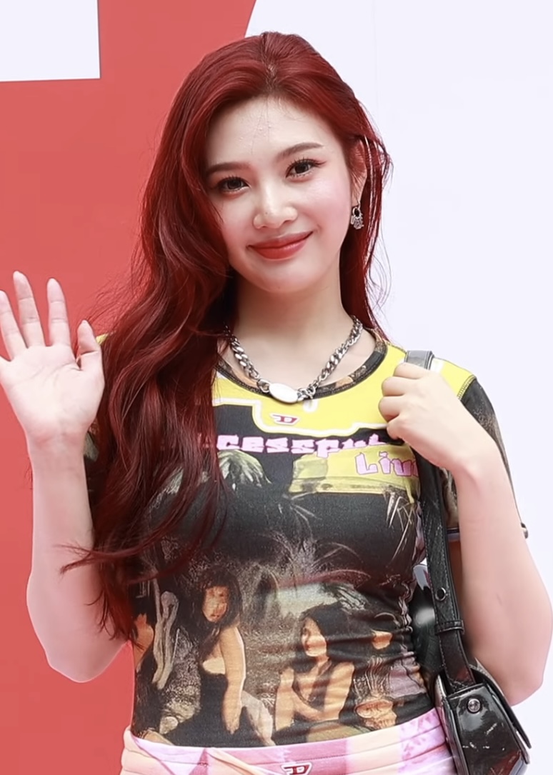 Joy (singer) - Wikipedia