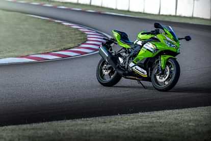 Kawasaki India launches 2025 Ninja ZX-4RR motorcycle in India, know price, features, specifications