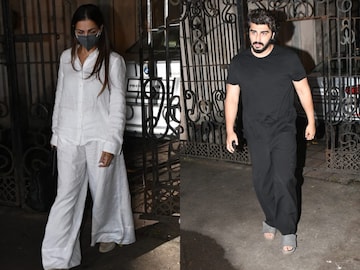 Malaika Arora Shares Cryptic Post After Arjun Kapoor Confirms Breakup:  'Touching A Heart...' - News18