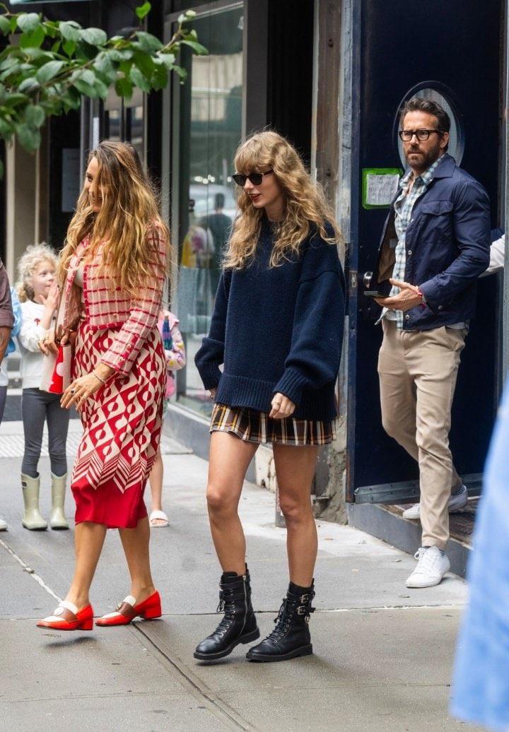 Taylor Swift out and about in New York City with Blake Lively & Ryan  Reynolds (September 30, 2023) : r/popculturechat