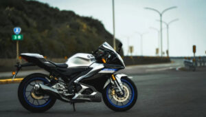 Yamaha R15 V4: Price, Specs, Features, Colors and Performance in India 2025