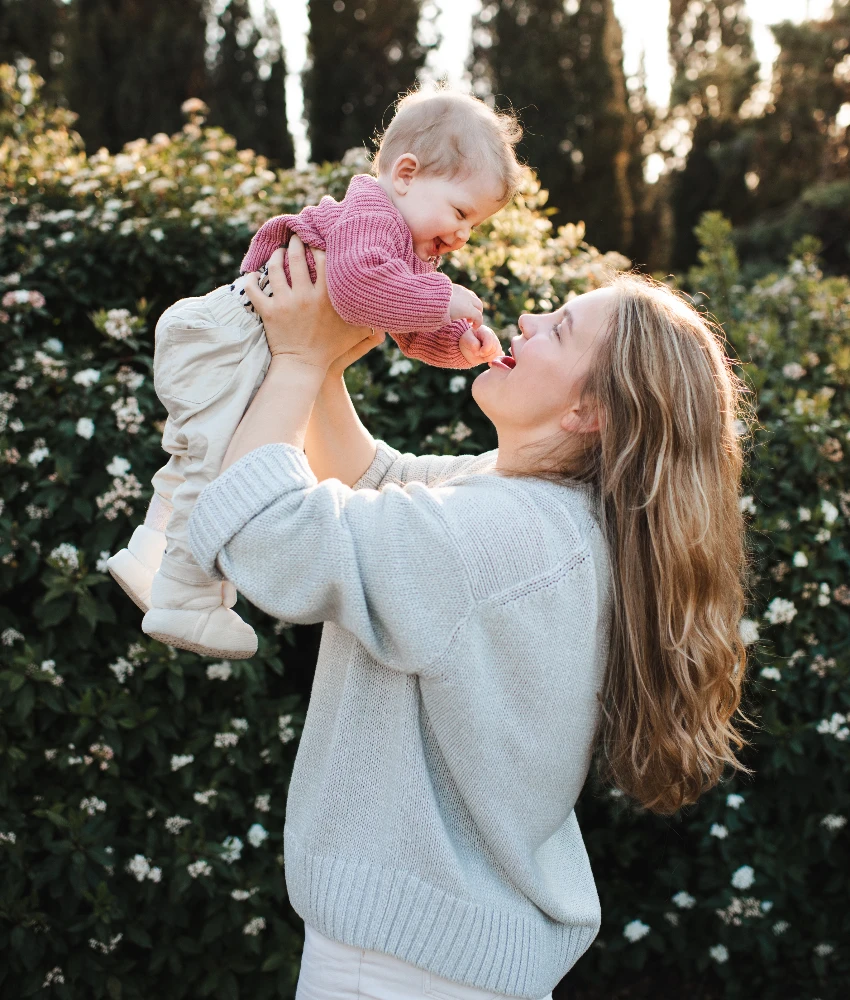 mom enjoying time with baby