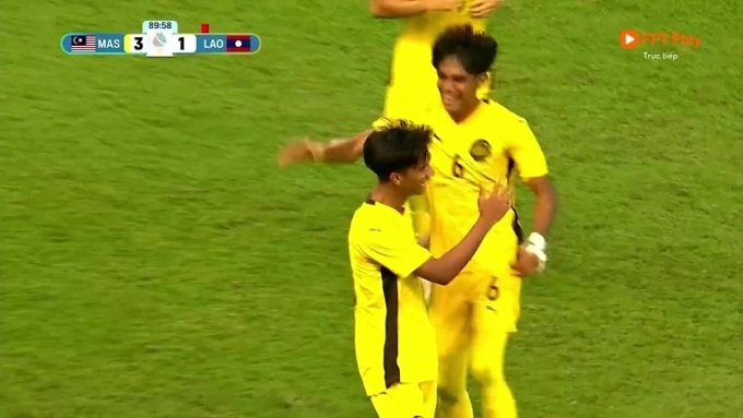 Malaysia leads Laos 4-1