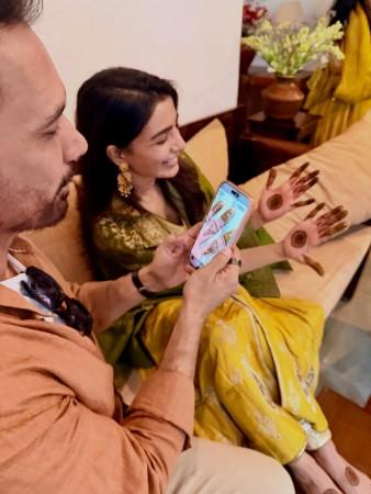 Samantha Ruth Prabhu jokes she is Raj Nidimoru's 'problem now' after wedding Samantha Ruth Prabhu jokes she is Raj Nidimoru's 'problem now' after wedding