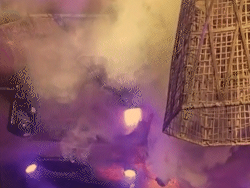 After the fire, smoke was seen filling the club, due to which people were suffocated.