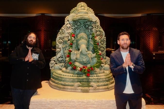 Messi does puj, performs aarti; enjoys time at Vantara zoo ; Anant Ambani gifts him $1.1 million Richard Mille watch