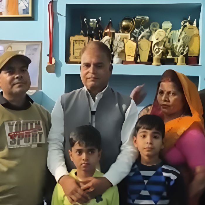 Prashant Veer's family