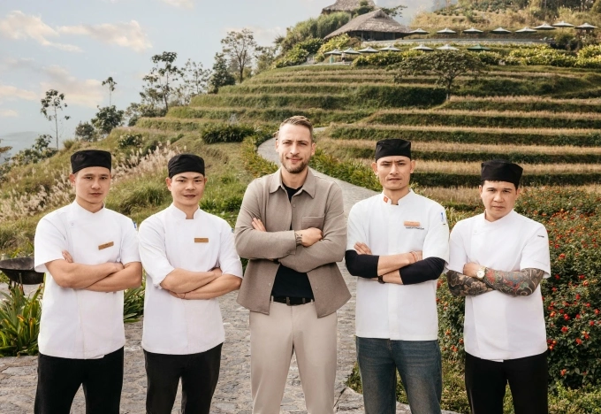 Benjamin Werge Jensen with his team. Photo courtesy of Topas Ecolodge