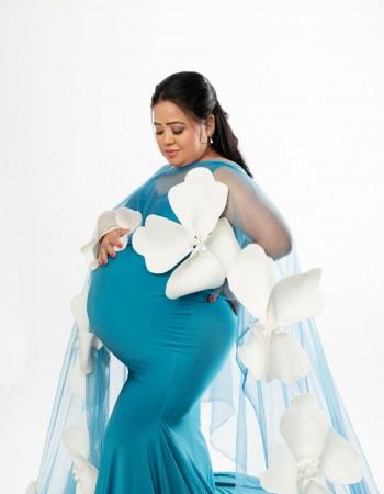 It's a boy! Bharti Singh welcomes second child It's a boy! Bharti Singh welcomes second child