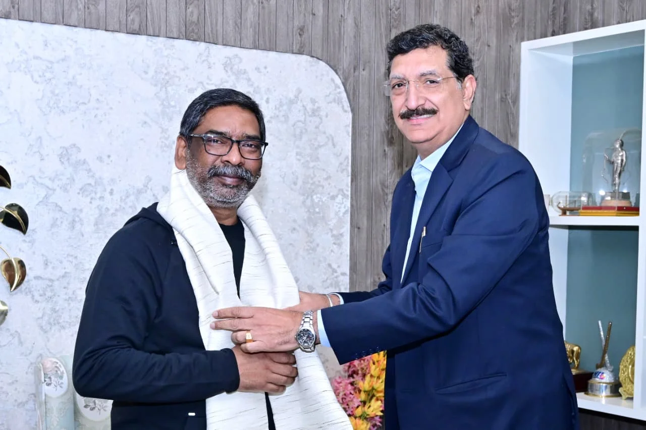 CEO of PVNL paid courtesy call on Chief Minister Hemant Soren, expressed gratitude for the support received from the government in starting commercial power production from a unit of 800 MW. WhatsApp Image 2025 12 20 at 15.26.06 ea8f5afc