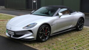 MG Cyberster: The Electric Roadster Redefining Speed, Style, and Performance in Indian Car Market