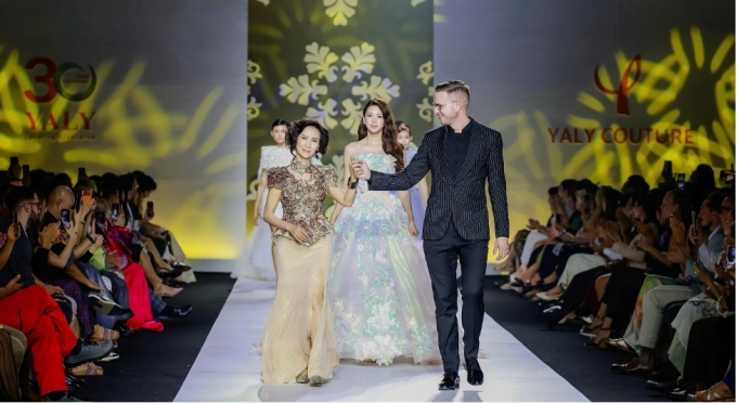 Yaly Coutures founder Trinh Diem Quynh (L) with South African designer Casper Bosman (R). Photo courtesy of Yaly Couture