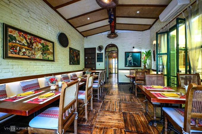 Where to sell flavors of Hanoi to international visitors in the capital - 1