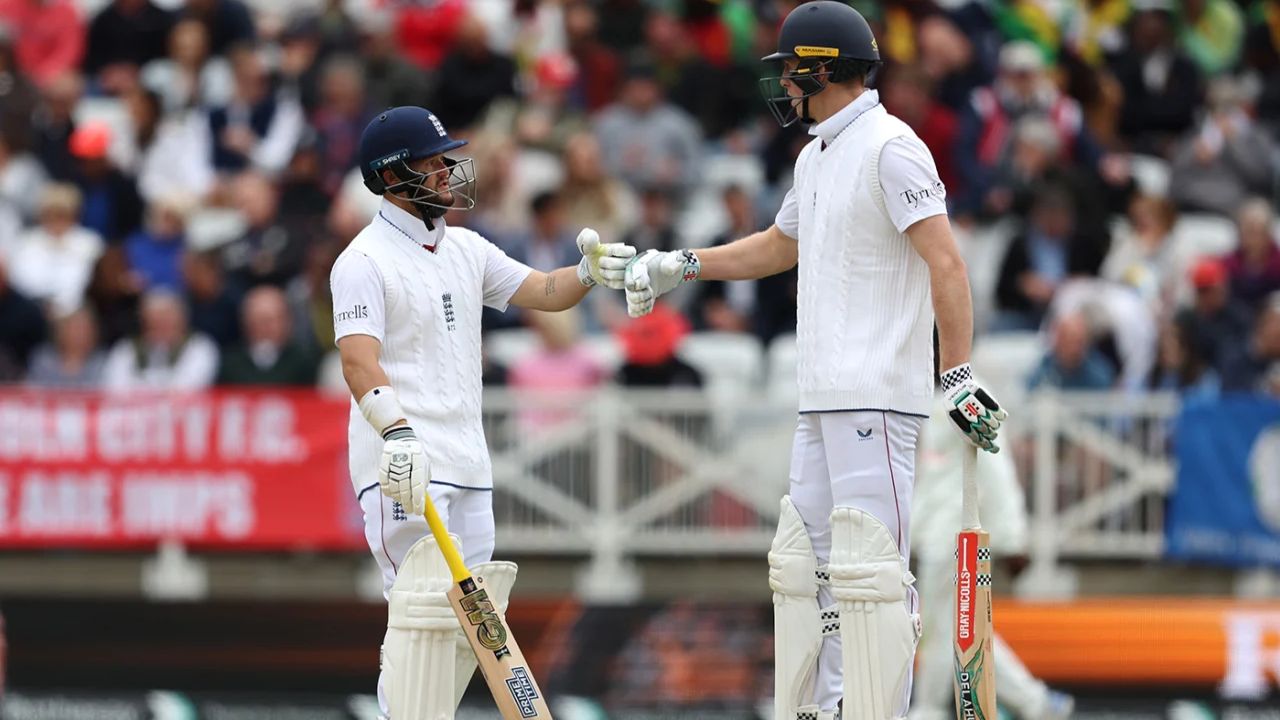 England's batsmen returned to form, Jack Crawley and Ben Duckett scored centuries; Alarm bells rang for the Indian team