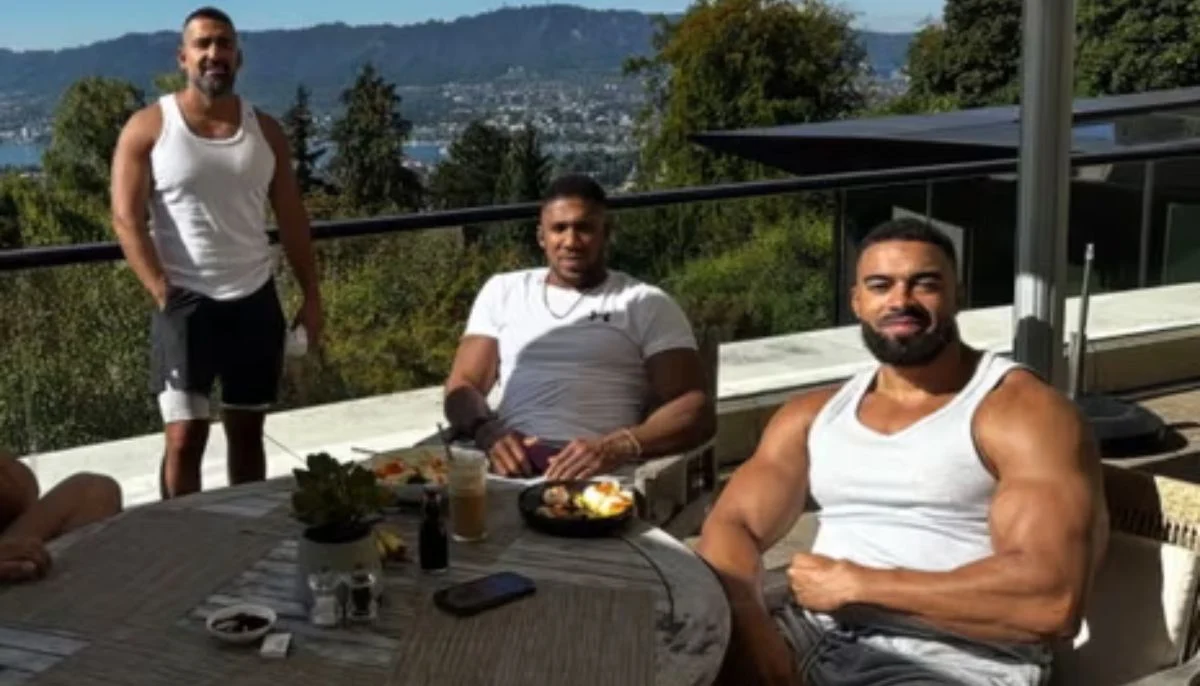 Nigerian President personally reached out to the boxer to offer his support