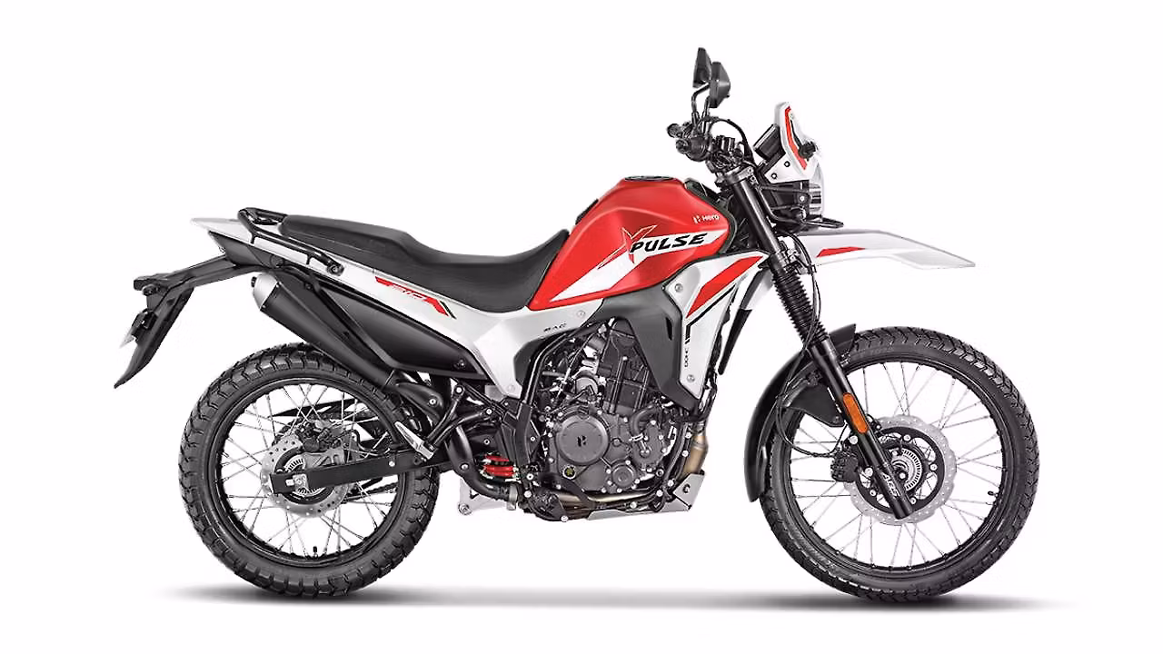 Hero Xpulse 210 Price - Mileage, Images, Colors | BikeWale