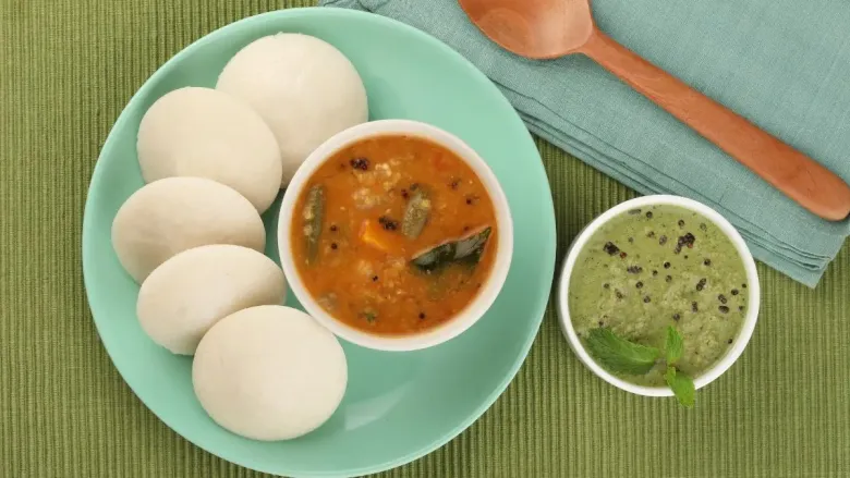 Trending Indian Recipes 2025-Idli