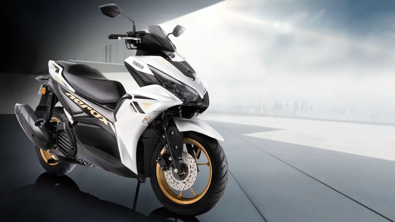 Yamaha Aerox 155 Version S with Keyless Function Launched in India at Rs 1.51 Lakh | autoX