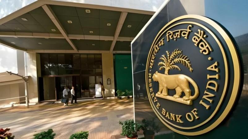 India's forex reserves up by $1.03 billion to $687.26 billion, gold reserves jump India's forex reserves up by $1.03 billion to $687.26 billion, gold reserves jump