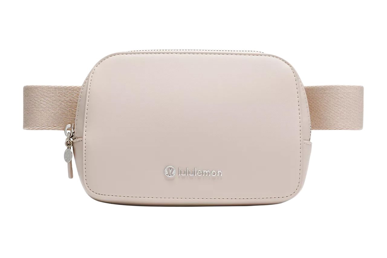 Mul <br /> lulhemon” title=”Everywhere Belt Bag 1L Leather Alternative” /><figcaption><i></p><p>Mul <br /> lulhemon</p><p></i></figcaption></figure><p><s>$98</s>&nbsp;<span class=