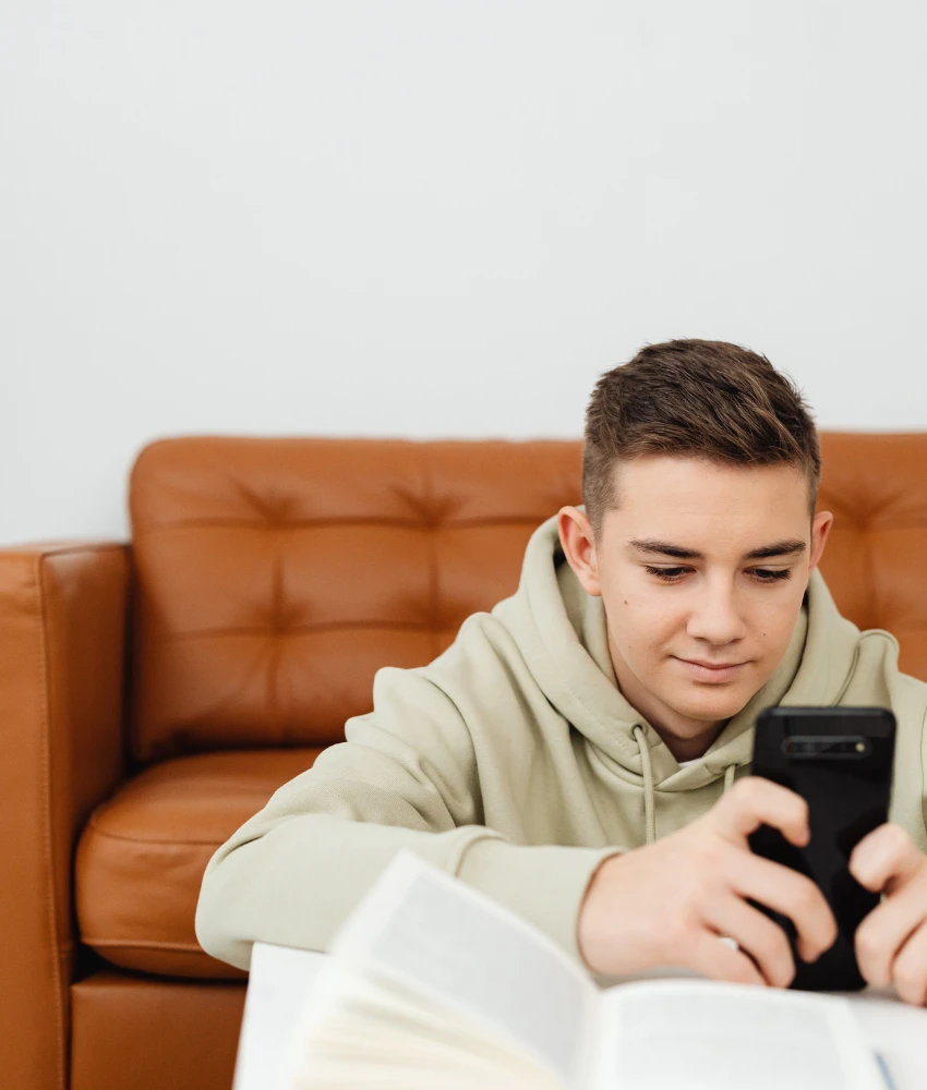 man texting outdated slang words