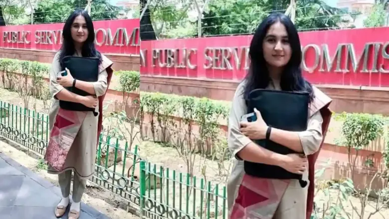 Simran Bala, an officer of the Central Reserve Police Force (CRPF), is seen in this photo wearing traditional attire.