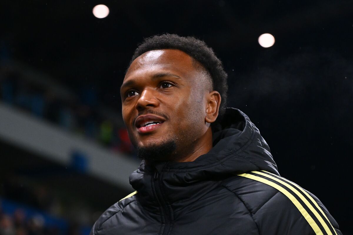 SASSUOLO, ITALY - JANUARY 06: Loïs Openda of Juventus during the Serie A match between US Sassuolo Calcio and Juventus FC at Mapei Stadium on January 06, 2026 in Sassuolo, Italy. (Photo by Alessandro Sabattini/Getty Images)