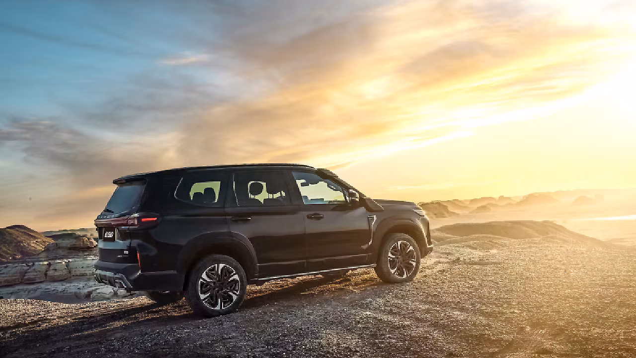 MG Majestor Price Expected To Be Rs. 40.00 Lakh. Check Launch Date, Interior, Dimensions & More. -CarWale