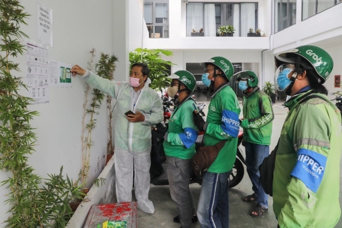 Ride-hailing drivers attend a training session before starting work. Photo by Read/Quynh Tran