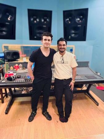 Sonu Nigam, Vishal Shelke