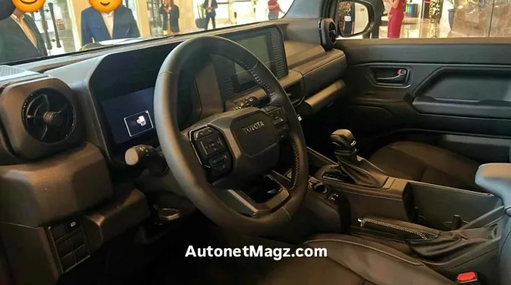 toyota-fj-cruiser-interior