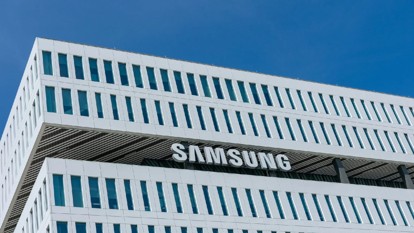 samsung folding display Samsung Sideways Folding Display