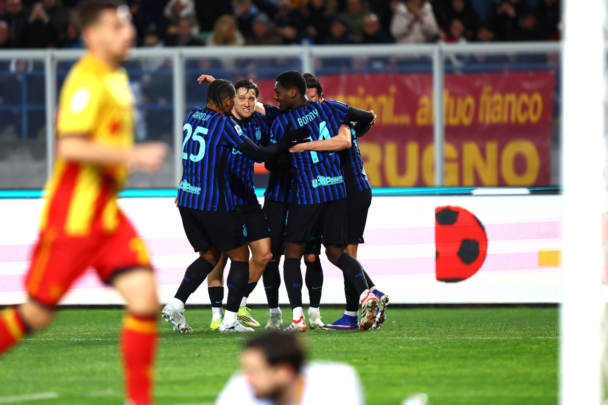 LECCE, ITALY - FEBRUARY 21: Henrikh Mkhitaryan of Inter celebrates after scoring his team's opening goal during the Serie A match between US Lecce and FC Internazionale at Stadio Via del Mare on February 21, 2026 in Lecce, Italy. (Photo by Maurizio Lagana/Getty Images)