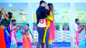 Bhojpuri Song -Dimpal Singh, colored in the colors of Pawan Singh's love, said while kissing his lips - "Lahe Lahe Rangab Salwarwa..in latest news category.