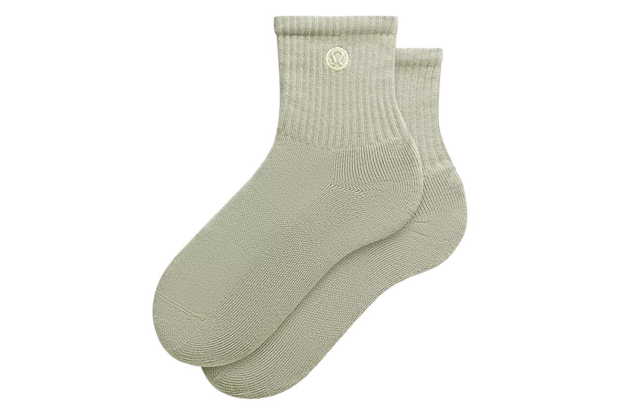 lululemon Unisex Daily Essential Quarter Socks Credit: lululemon