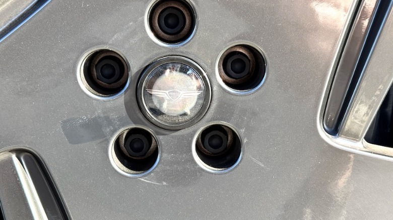 2026 Genesis G90 center cap