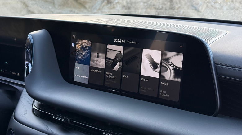 2026 Genesis G90 Prestige Black touchscreen