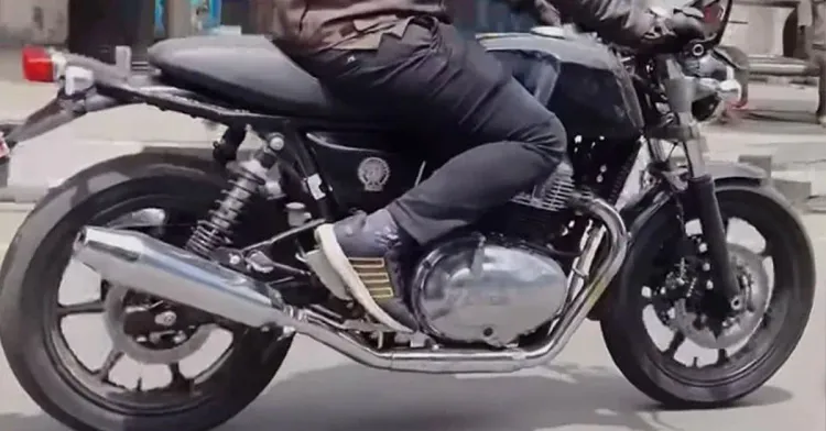 royal enfield continental gt 750 spied in india