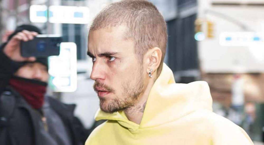 Chappell Roan snaps back at paparazzi in Paris: Netizens react