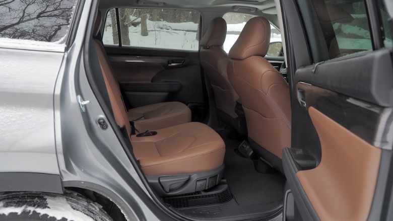 Highlander second row