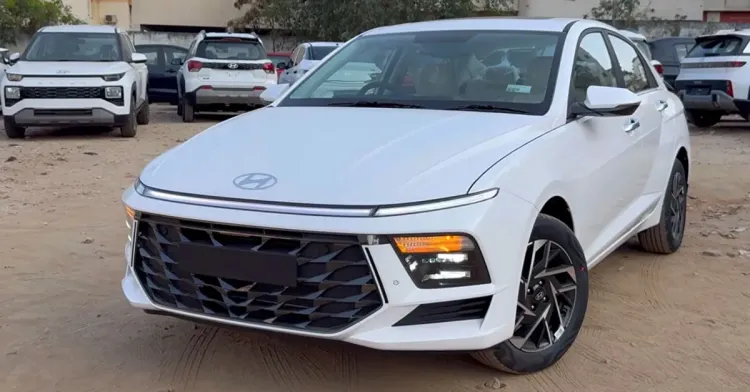 new hyundai verna facelift new hyundai verna facelift