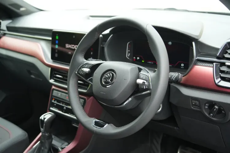 2026 skoda with facelift monte carlo 1.0 dashboard.jpg