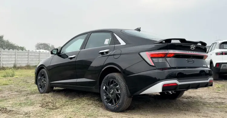 hyundai verna facelift rear
