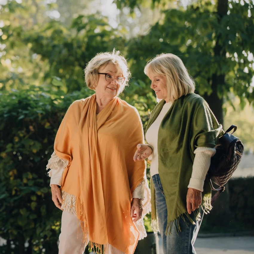 women who prioritize their friendship