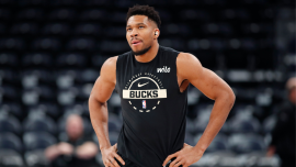 Bucks owners say Giannis Antetokounmpo will either be extended or traded this offseason